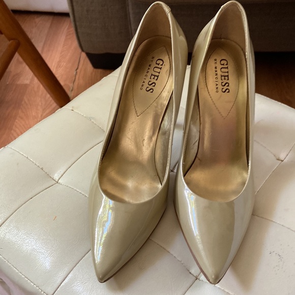 Casual heels 👠! (Free with any purchase 🤗) - Picture 4 of 5